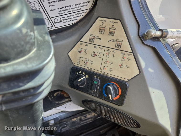 image for item EE8735 2018 Bobcat  T650 tracked skid steer loader