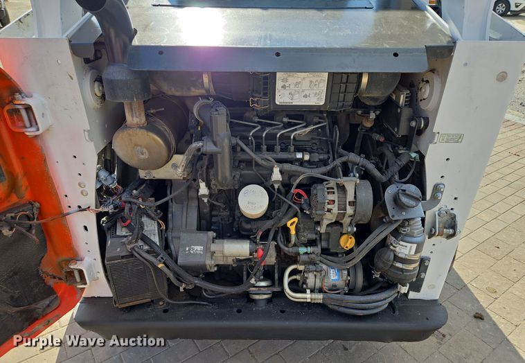 image for item EE8735 2018 Bobcat  T650 tracked skid steer loader