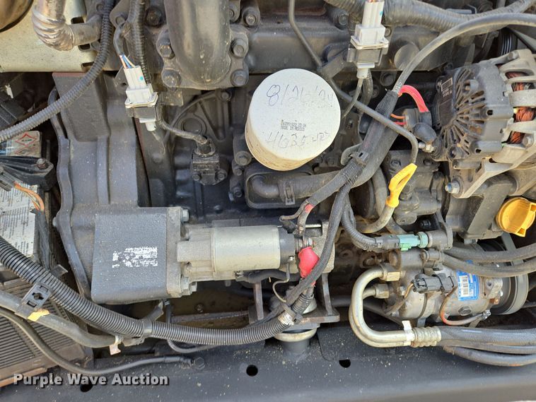 image for item EE8735 2018 Bobcat  T650 tracked skid steer loader