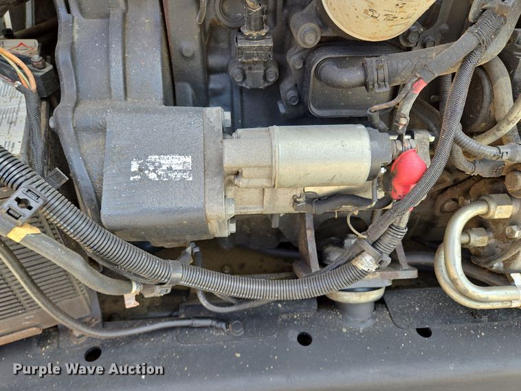 image for item EE8735 2018 Bobcat  T650 tracked skid steer loader