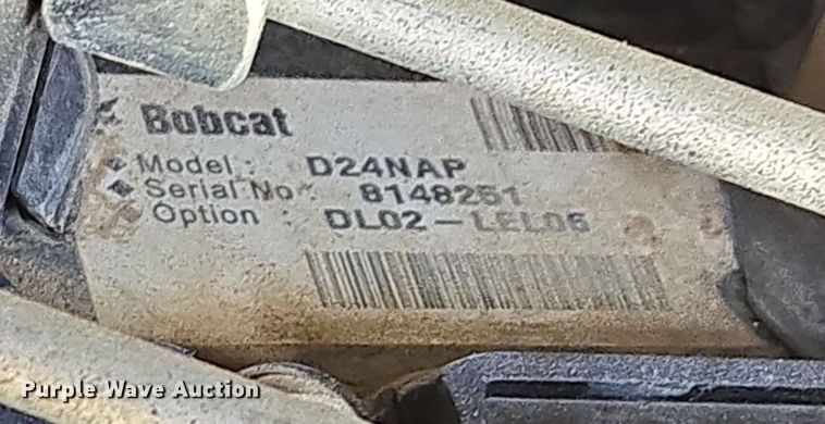 image for item EE8735 2018 Bobcat  T650 tracked skid steer loader