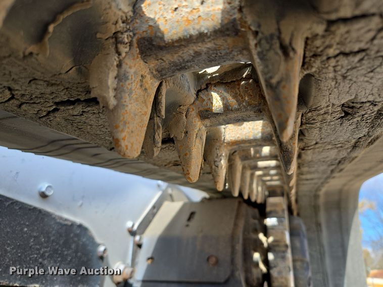 image for item EE8735 2018 Bobcat  T650 tracked skid steer loader