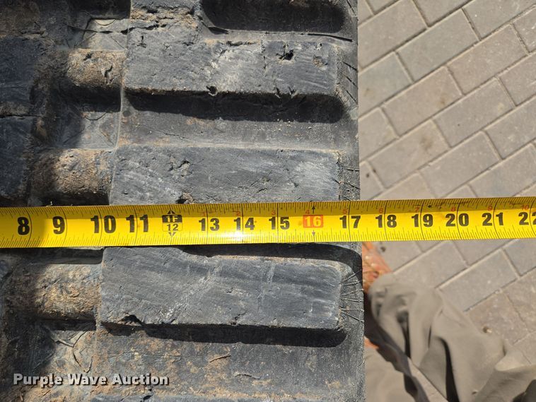 image for item EE8735 2018 Bobcat  T650 tracked skid steer loader