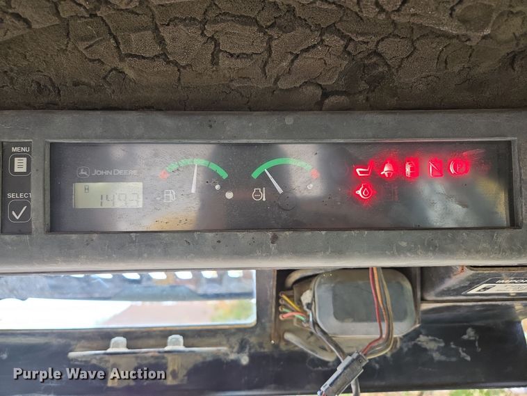 image for item EE8746 2007 John Deere CT332 tracked skid steer loader