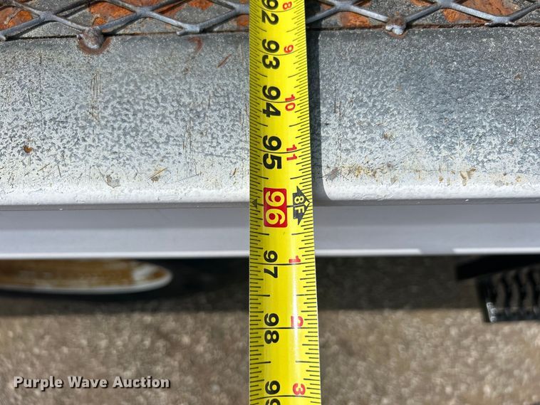 image for item EG0805 1996 Ford  F700 bucket truck