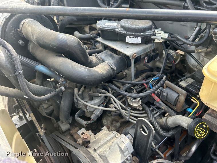 image for item EG0805 1996 Ford  F700 bucket truck