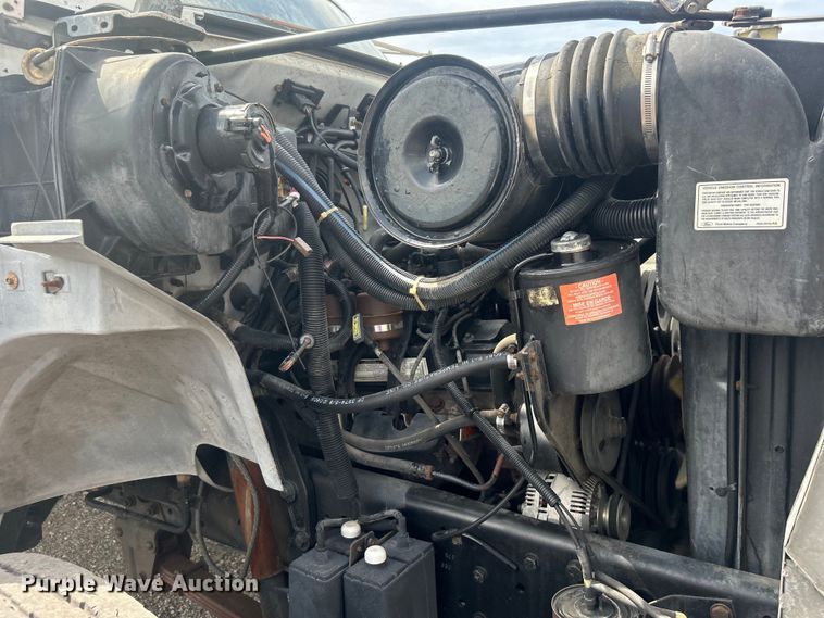 image for item EG0805 1996 Ford  F700 bucket truck