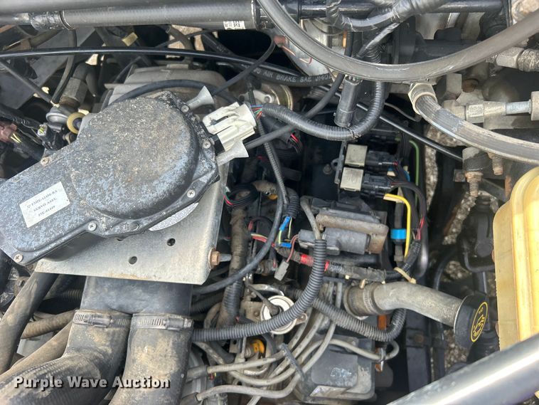 image for item EG0805 1996 Ford  F700 bucket truck