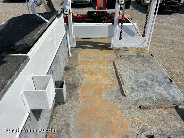 image for item EG1091 2007 Freightliner  Business Class M2 crane truck