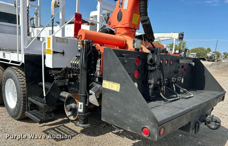 image for item EG1091 2007 Freightliner  Business Class M2 crane truck