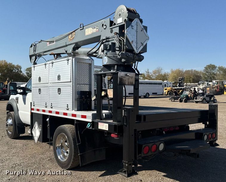 image for item EG2194 2010 Ford F550 Super Duty  utility / service truck