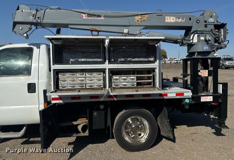 image for item EG2194 2010 Ford F550 Super Duty  utility / service truck