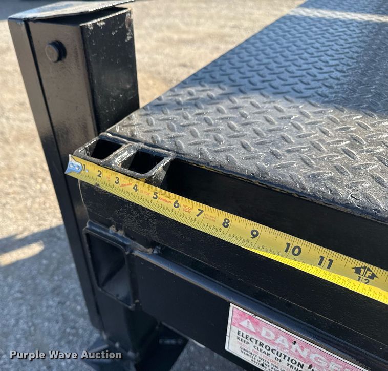 image for item EG2194 2010 Ford F550 Super Duty  utility / service truck