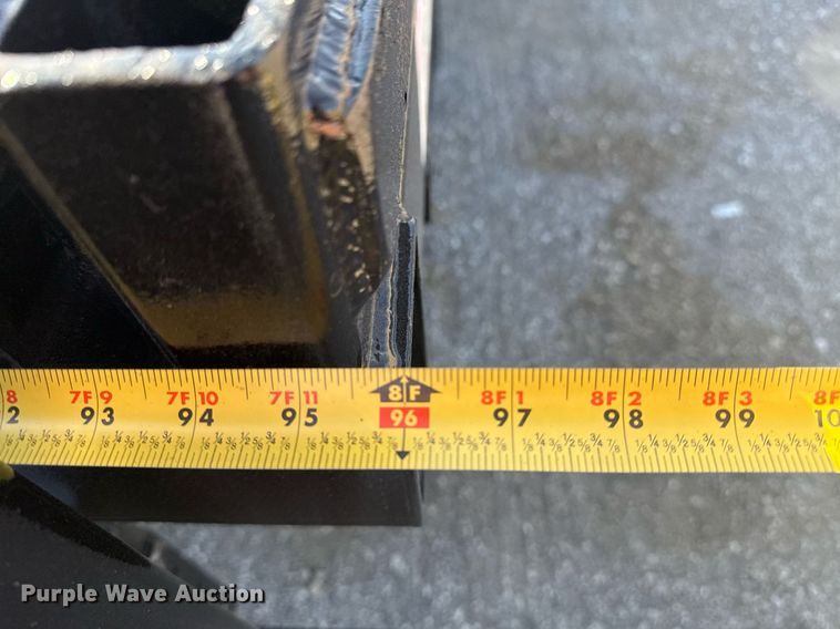 image for item EG2194 2010 Ford F550 Super Duty  utility / service truck