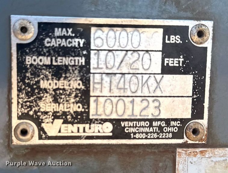 image for item EG2194 2010 Ford F550 Super Duty  utility / service truck