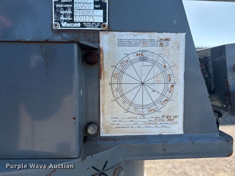 image for item EG2194 2010 Ford F550 Super Duty  utility / service truck