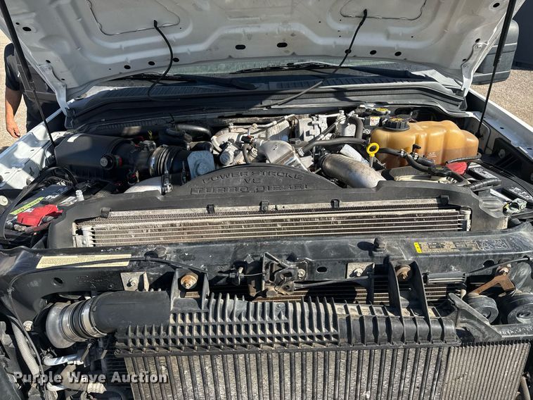 image for item EG2194 2010 Ford F550 Super Duty  utility / service truck