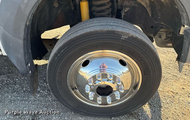 image for item EG2194 2010 Ford F550 Super Duty  utility / service truck