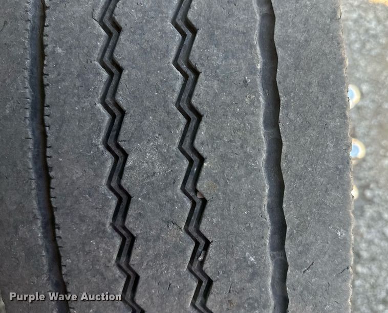 image for item EG2194 2010 Ford F550 Super Duty  utility / service truck