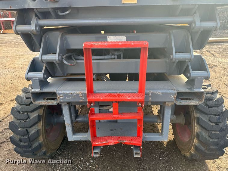 image for item EG6804 1996 Skyjack SJ7027 scissor lift
