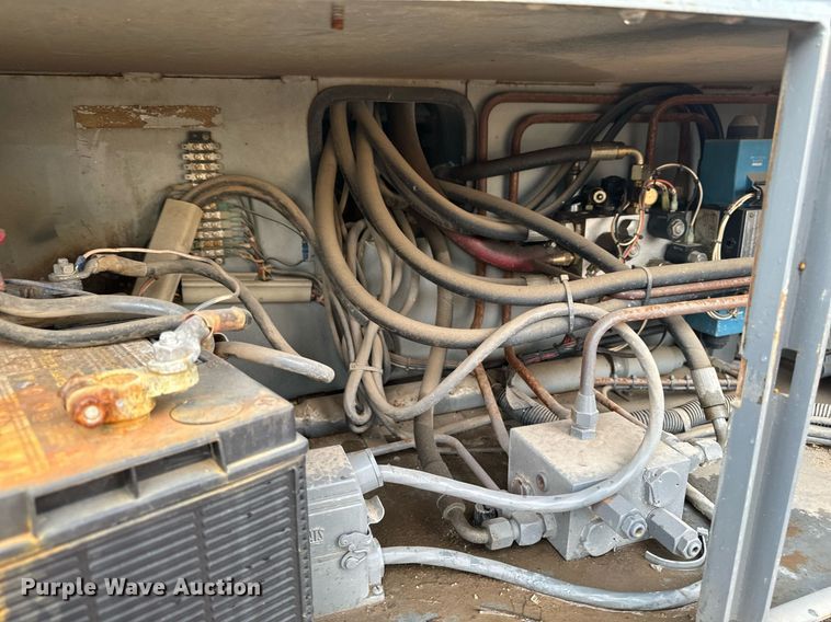 image for item EG6804 1996 Skyjack SJ7027 scissor lift