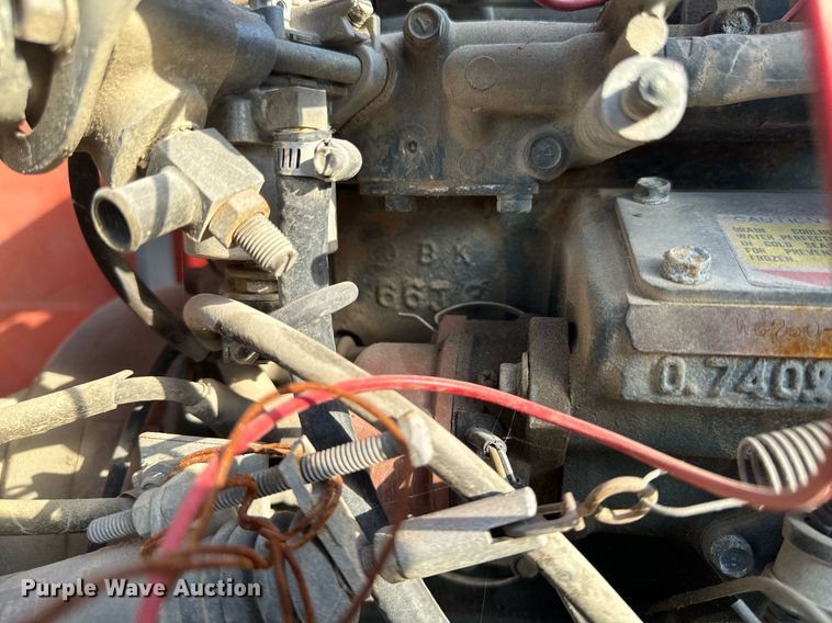 image for item EG6804 1996 Skyjack SJ7027 scissor lift