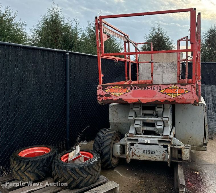 image for item EG6805 Skyjack SJ6826 scissor lift