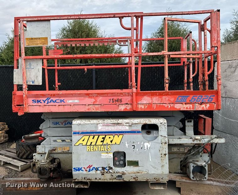 image for item EG6805 Skyjack SJ6826 scissor lift