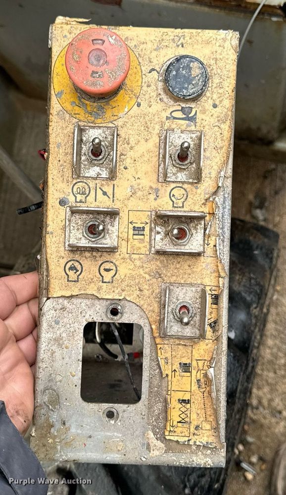 image for item EG6805 Skyjack SJ6826 scissor lift