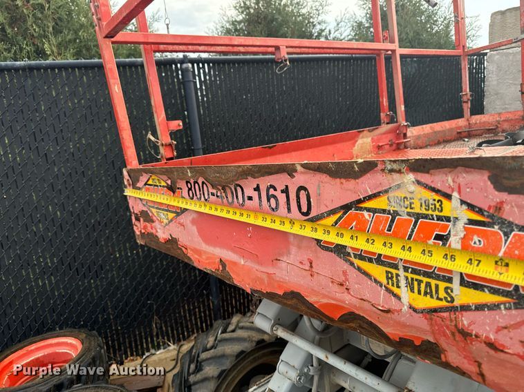 image for item EG6805 Skyjack SJ6826 scissor lift