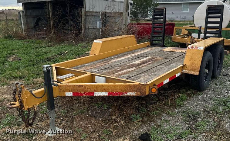 image for item EG6877 2000 Redi-Haul FSL12 equipment trailer