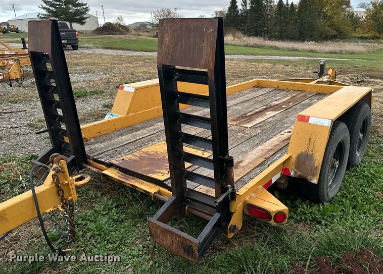 image for item EG6877 2000 Redi-Haul FSL12 equipment trailer