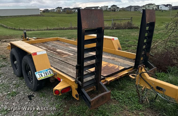 image for item EG6877 2000 Redi-Haul FSL12 equipment trailer