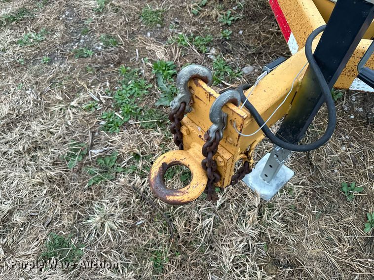 image for item EG6877 2000 Redi-Haul FSL12 equipment trailer