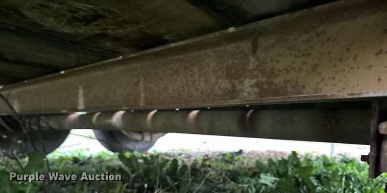 image for item EG6877 2000 Redi-Haul FSL12 equipment trailer