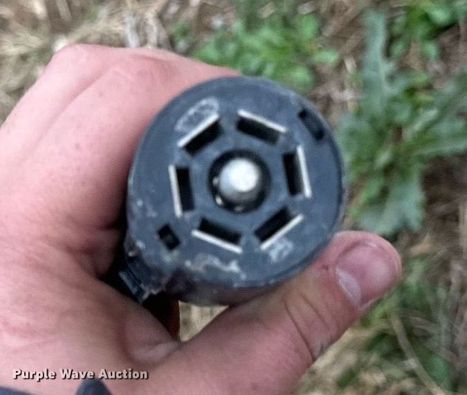 image for item EG6877 2000 Redi-Haul FSL12 equipment trailer