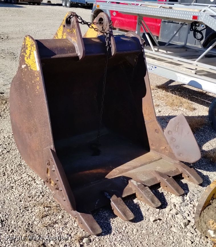 image for item EG9953 Caterpillar bucket