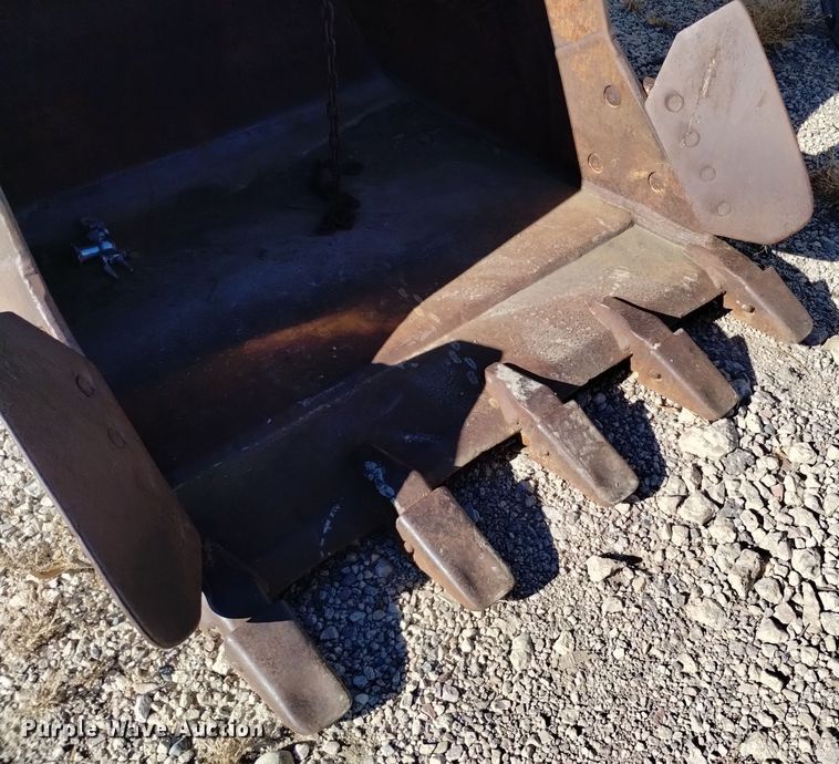 image for item EG9953 Caterpillar bucket