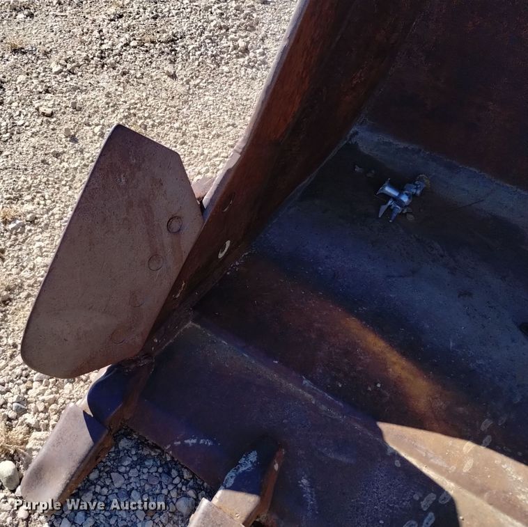 image for item EG9953 Caterpillar bucket