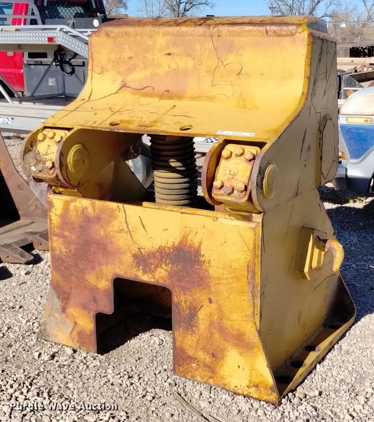 image for item EG9954 Caterpillar push block