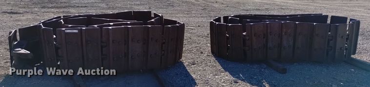 image for item EG9956 Dozer tracks