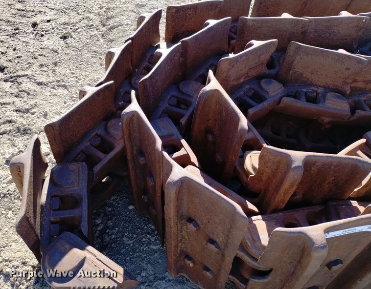 image for item EG9956 Dozer tracks