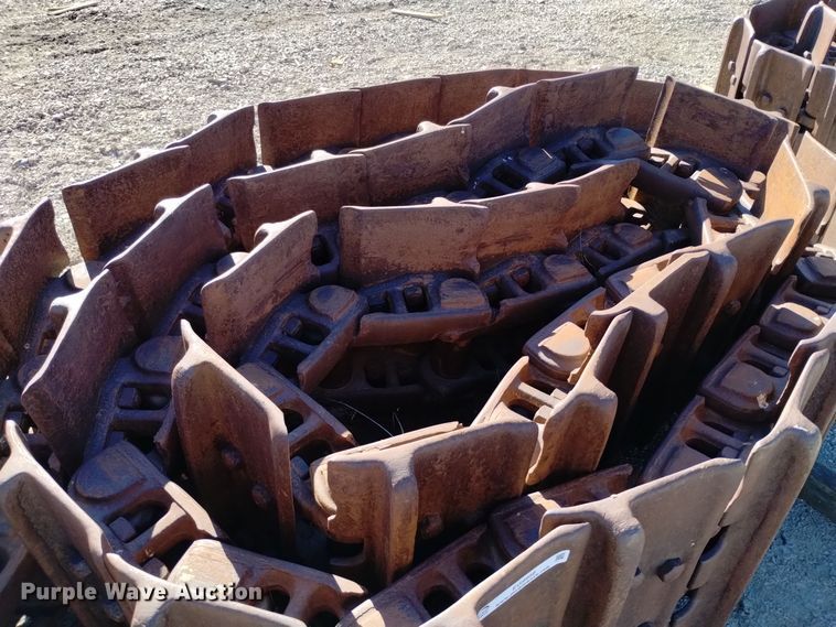 image for item EG9956 Dozer tracks