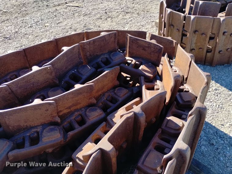 image for item EG9956 Dozer tracks