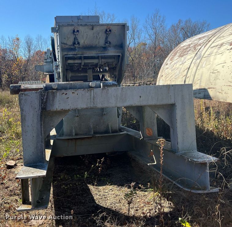 image for item EH2917 Eagle crusher