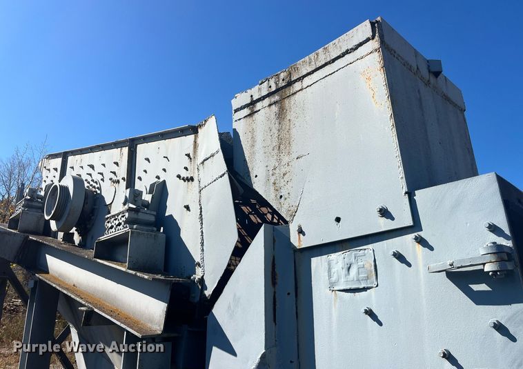 image for item EH2917 Eagle crusher