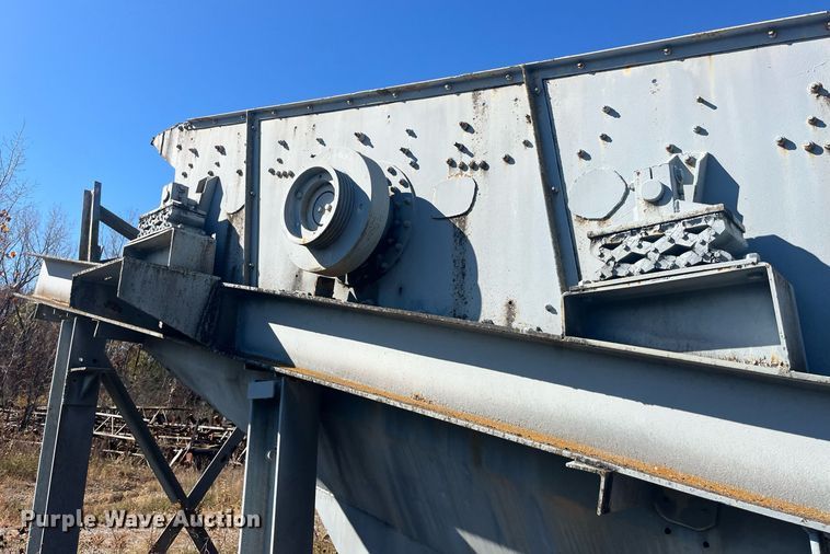 image for item EH2917 Eagle crusher