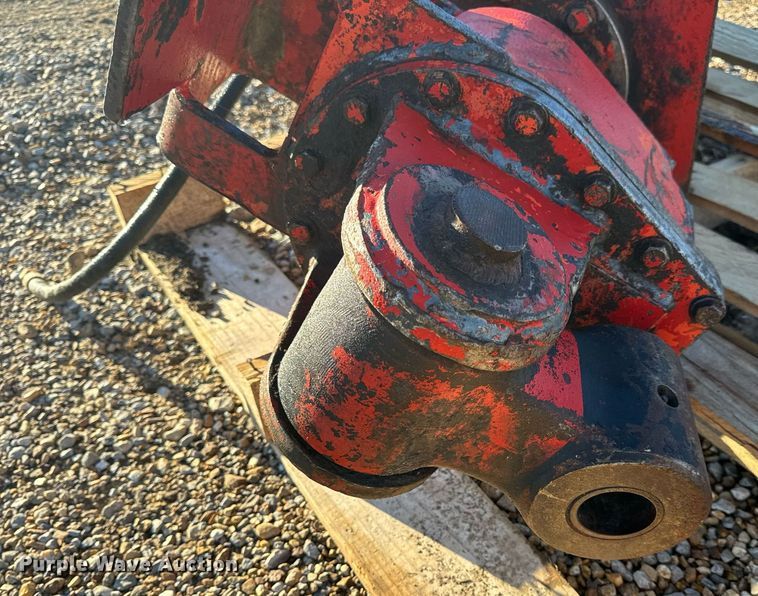 image for item EH7210 Grapple