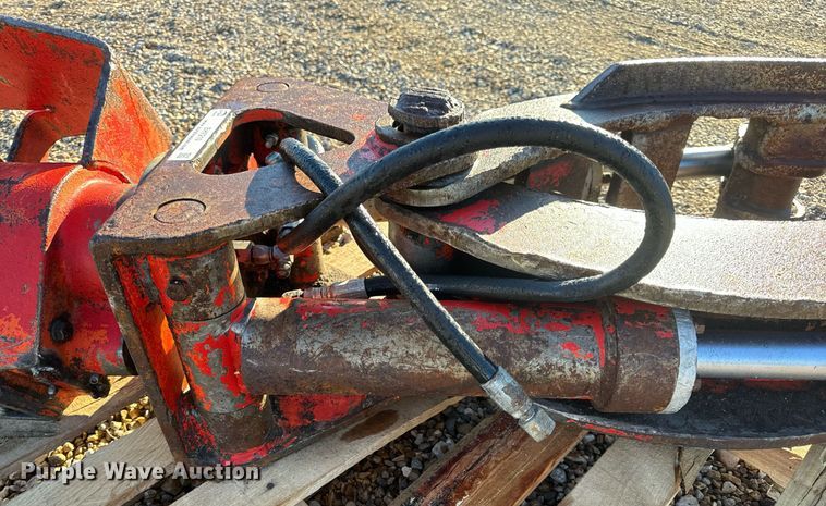 image for item EH7210 Grapple