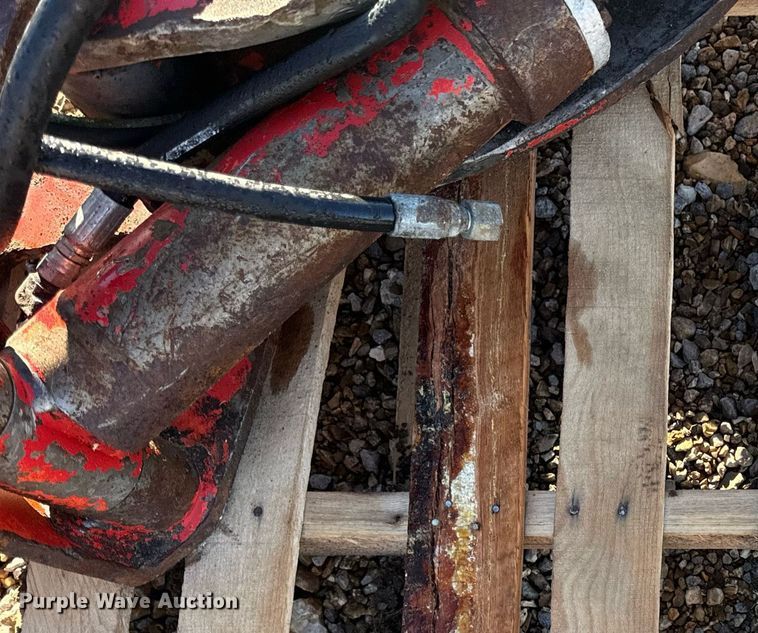 image for item EH7210 Grapple